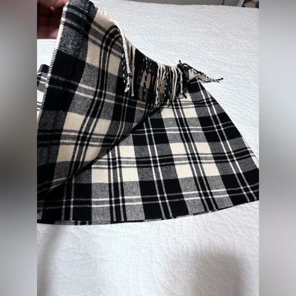 NWT - Antonio Melani Plaid Black and Cream Women's Mini Skirt - Picture 6 of 16